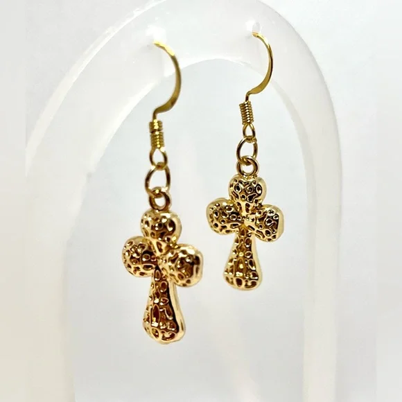 NWT Gold Cross Earrings Drop Dangle Textured 3D 18k gold plated hook boutique - Picture 1 of 10